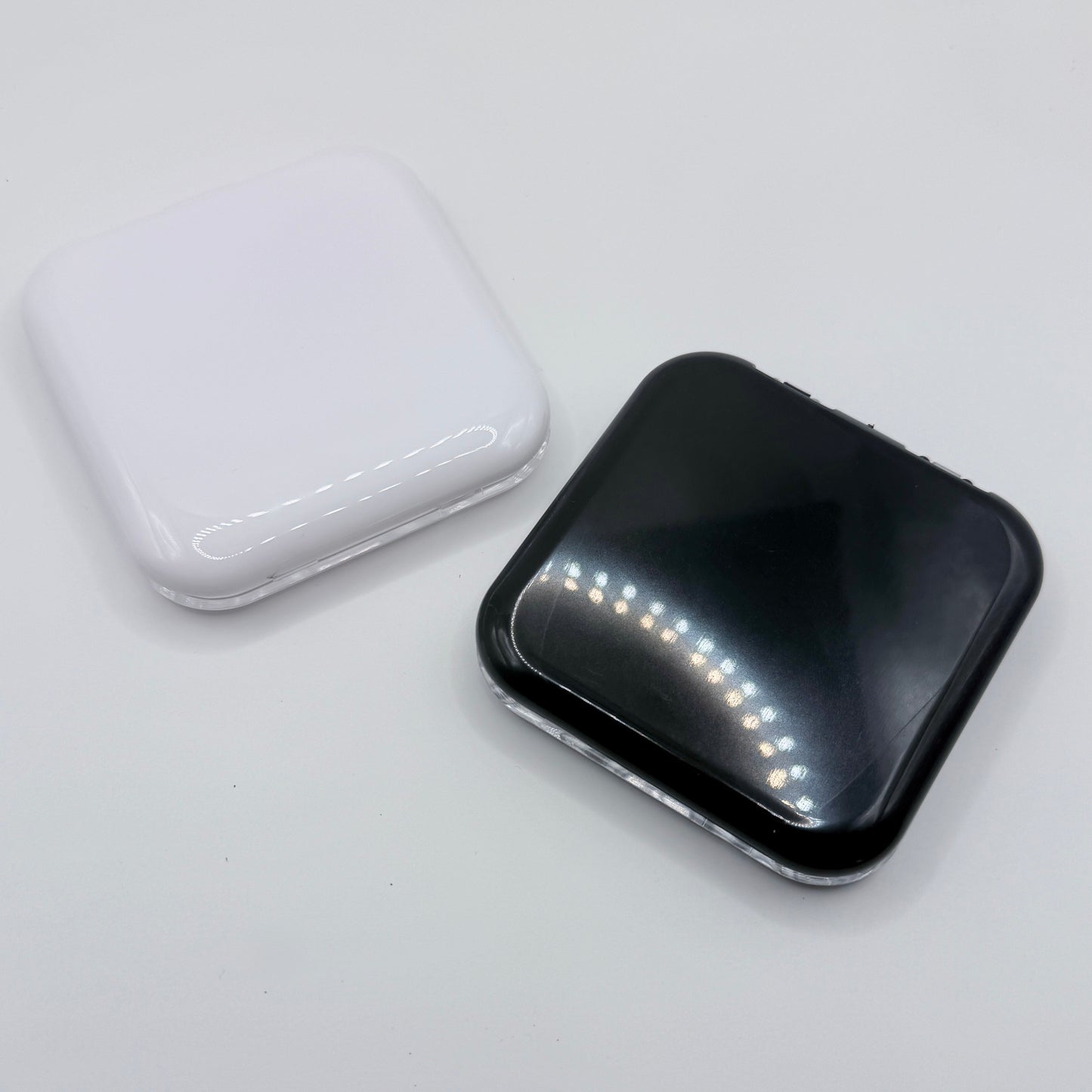 Clamshell Press-On Case