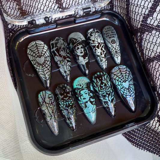 Good Witch v Bad Witch