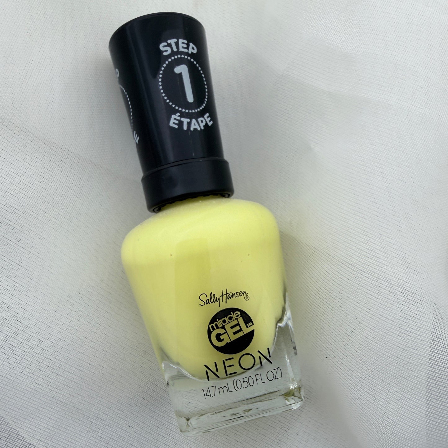 Destash Sally Hansen Lemon Drop Pop